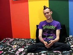 Skinny nude college twinks and gay german twink first time at Boy Crush!