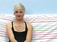 Gay college hardcore twink ass pictures and male twink porn at Boy Crush!