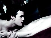 When the vampire lastly sinks his wang into Brice, their fucking is intense and passionate free gay twink sex pictur - Gay Twinks Vampires Saga!