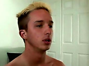 Evan is making a return appearance and shows us how much fun he can have jerking off with a fake up his ass masturbation tips male